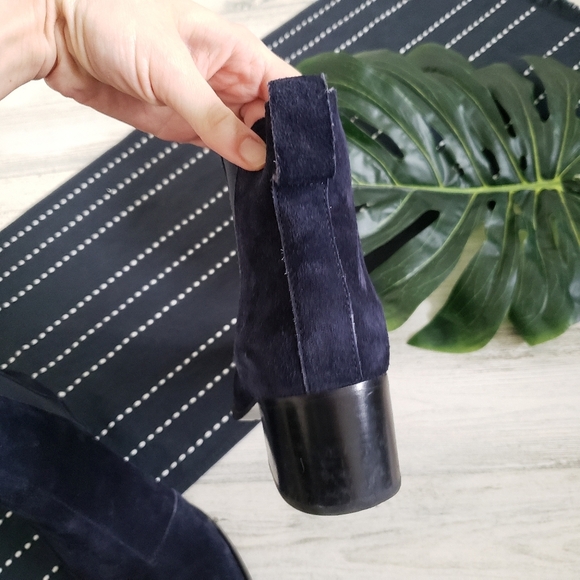 Rag & Bone| Walker Bootie Blue Navy Suede Size 37 - Picture 7 of 9